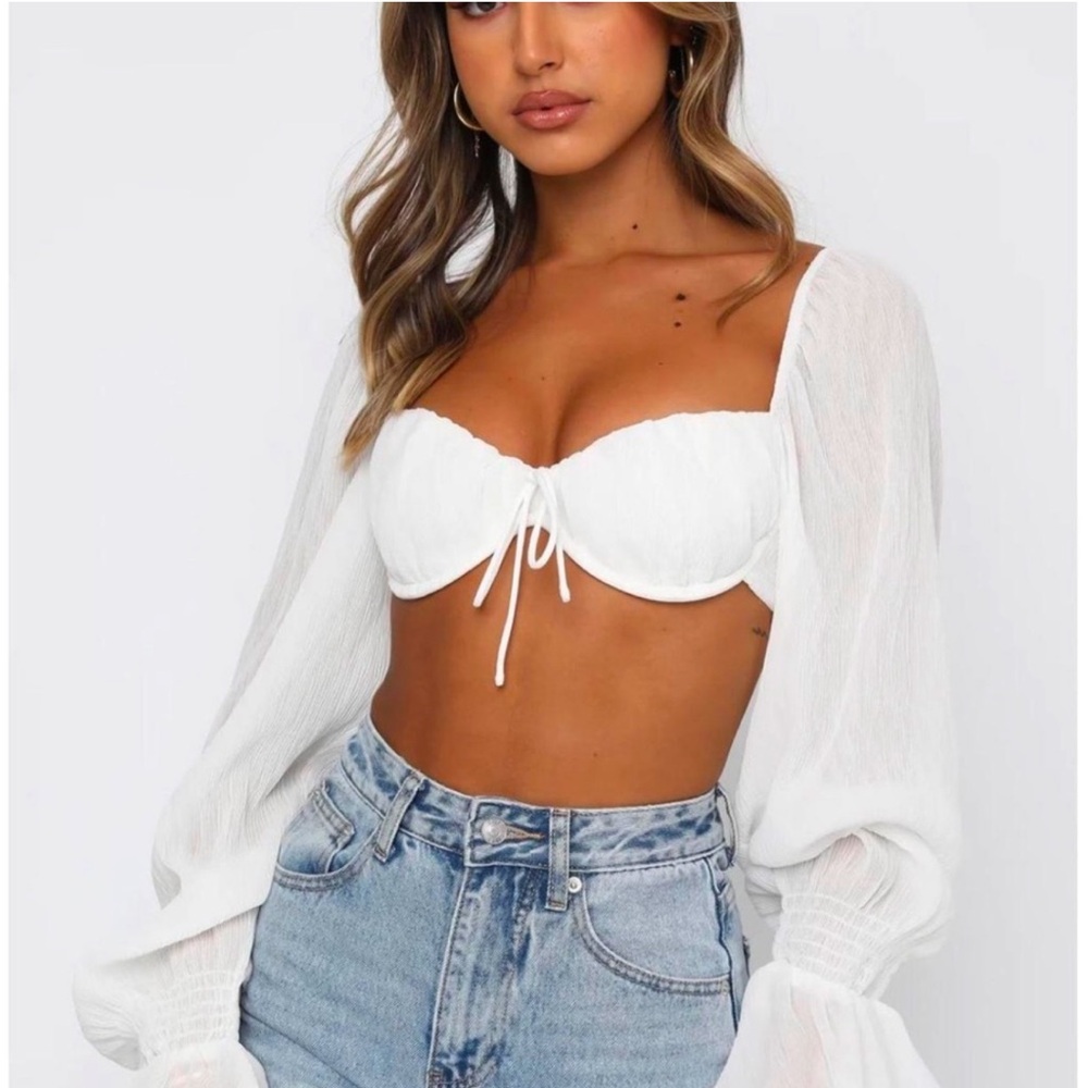 White Fox White Long Sleeve Cropped Top